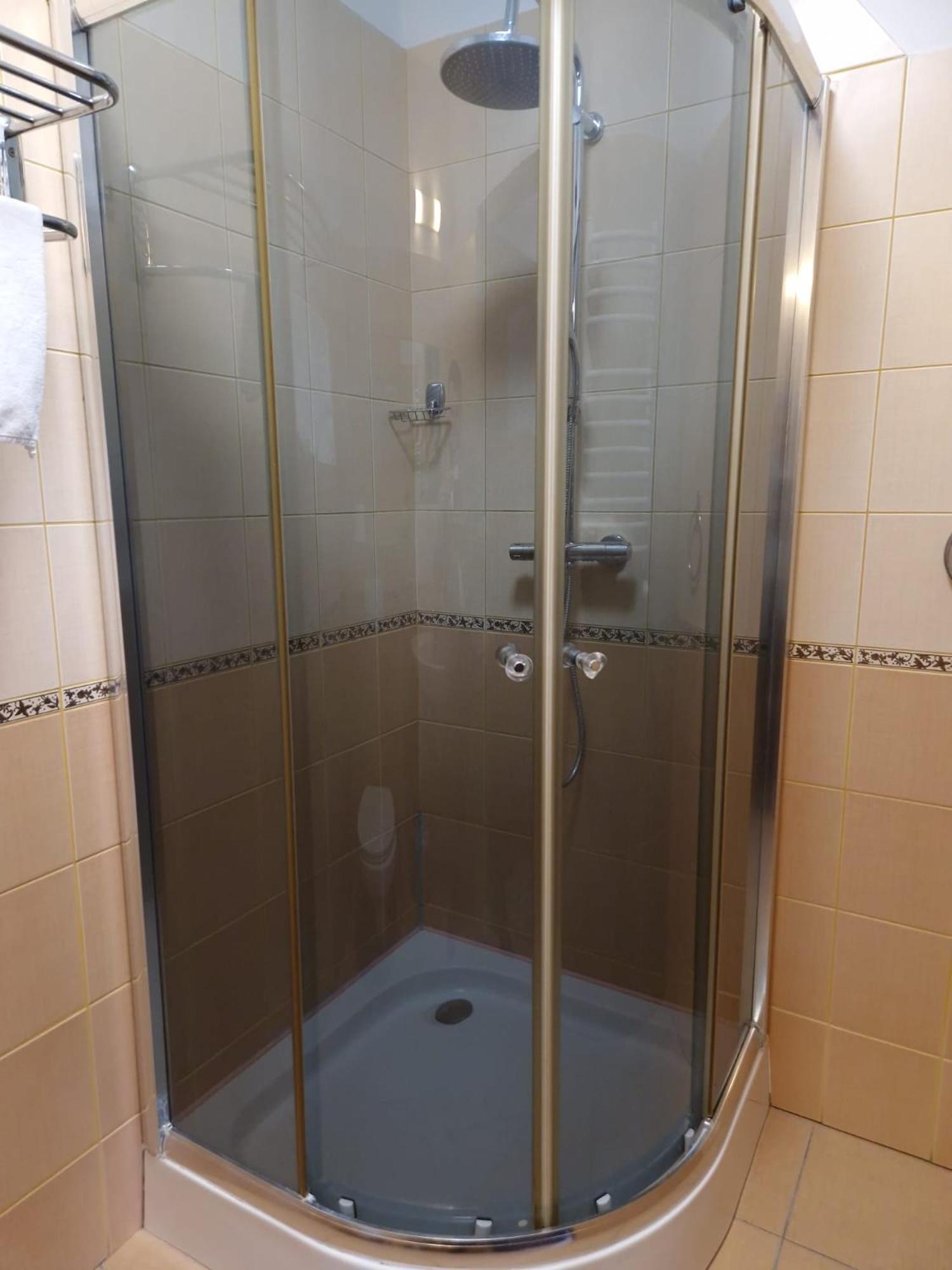 Gosciniec Ustrzycki Hotel Ustrzyki Dolne Bagian luar foto