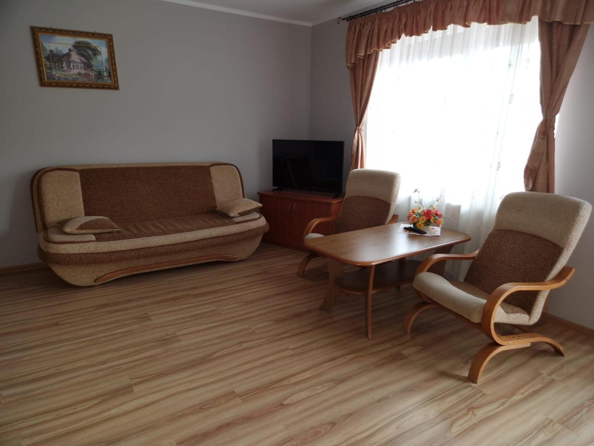 Gosciniec Ustrzycki Hotel Ustrzyki Dolne Bagian luar foto