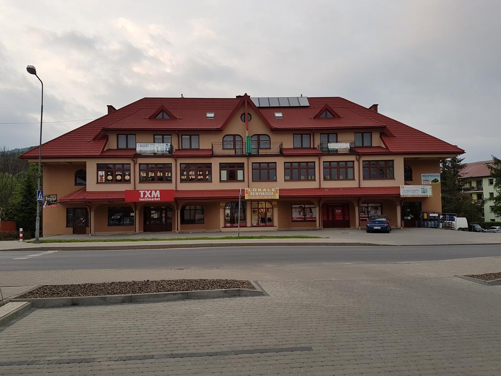 Gosciniec Ustrzycki Hotel Ustrzyki Dolne Bagian luar foto